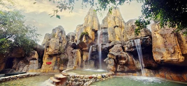 成都又可以泡温泉又可以玩的场所,成都哪家温泉好耍一点