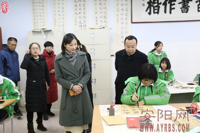 “正佳侨心班”引领安阳市实验中学特点发展之路