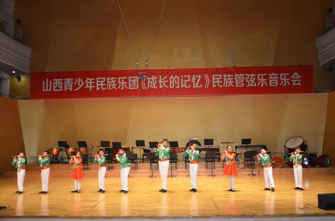 特点课程展风采,学校特点展示项目