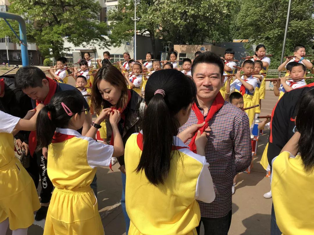 特点课程展风采,学校特点展示项目