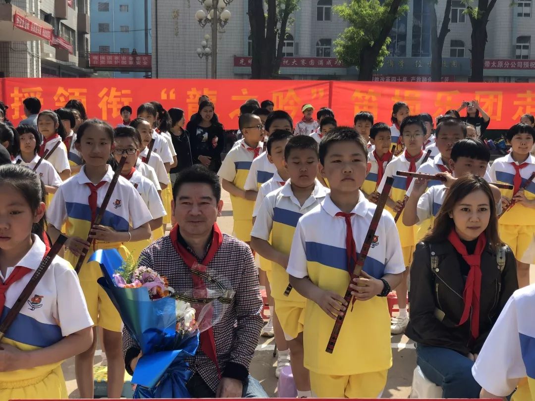 特点课程展风采,学校特点展示项目