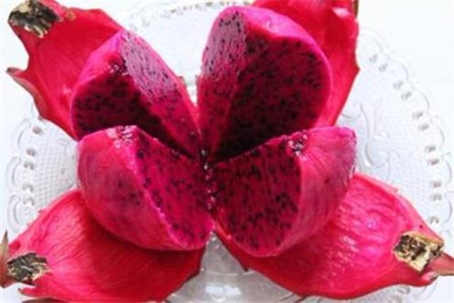 孕期吃火龙果对胎儿好吗,孕初期吃火龙果滑胎最快