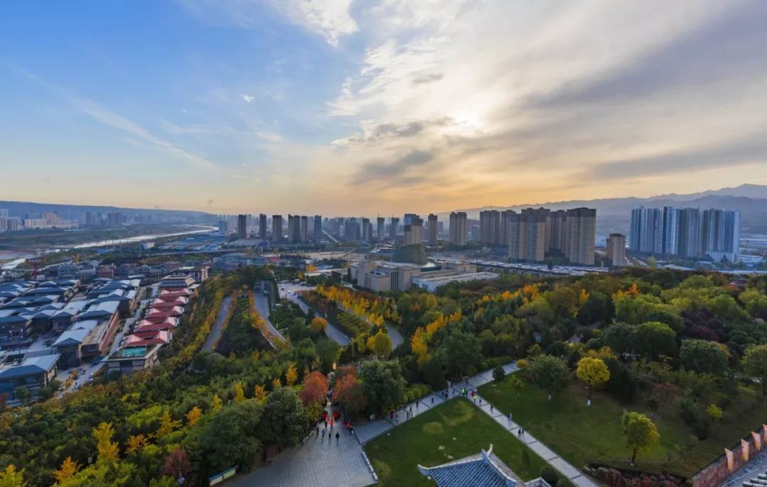 陕西宝鸡市旅游景点中华石鼓园,宝鸡中华石鼓园景区介绍视频