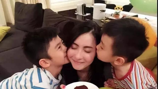 张柏芝是最好的女人吗,喜剧之王张柏芝的角色