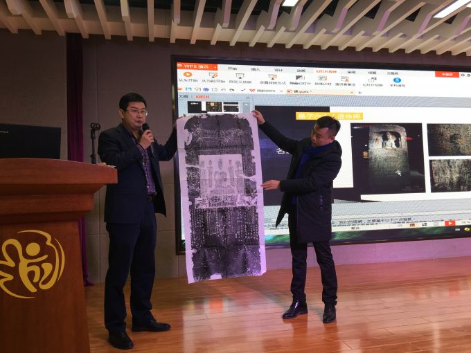 “陕西省第二届中小学生书法大赛获奖作品校园巡展”暨“陕西青年书法讲堂”进校园公益活动拉开帷幕