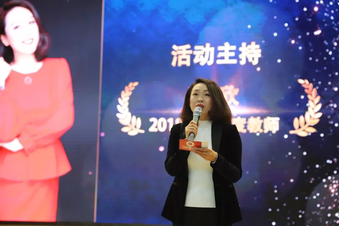 小学英语课应该怎样上,小学英语课堂怎么学习