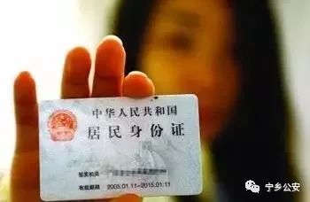 女朋友发照片后果,女子发照片给别的男性朋友