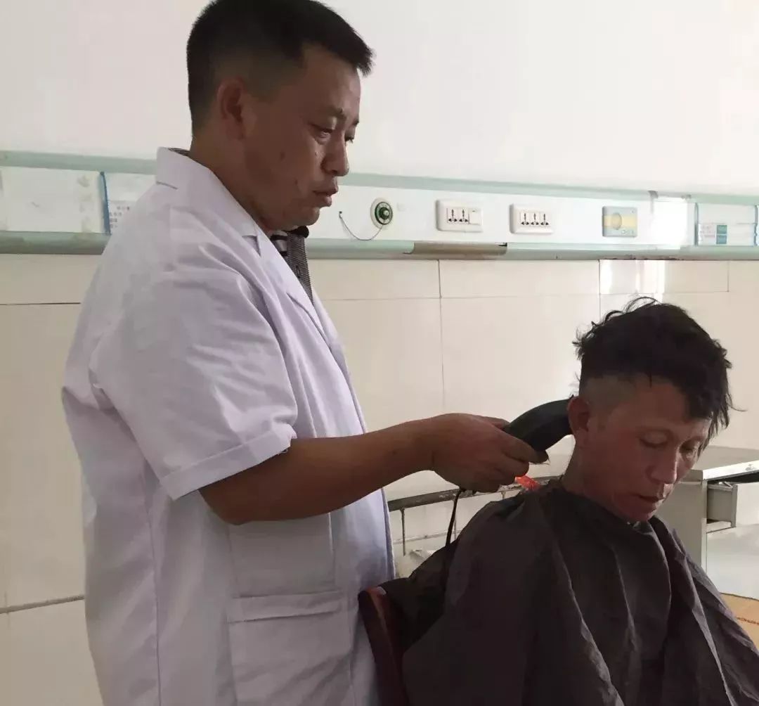 首届道德模范颁奖典礼视频,2018年河口县道德模范