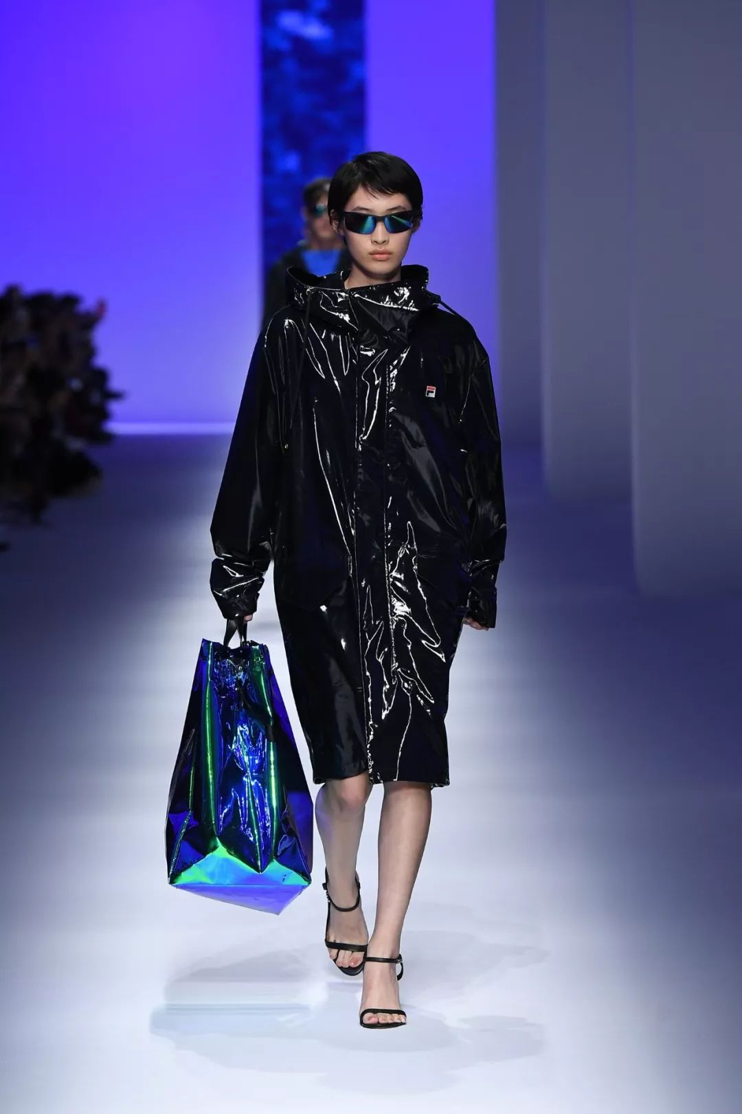 fila运动衣怎么搭配,fila高级时装