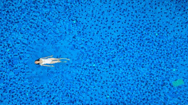 去三亚自由行美食攻略,三亚旅游美食攻略自由行路线推荐