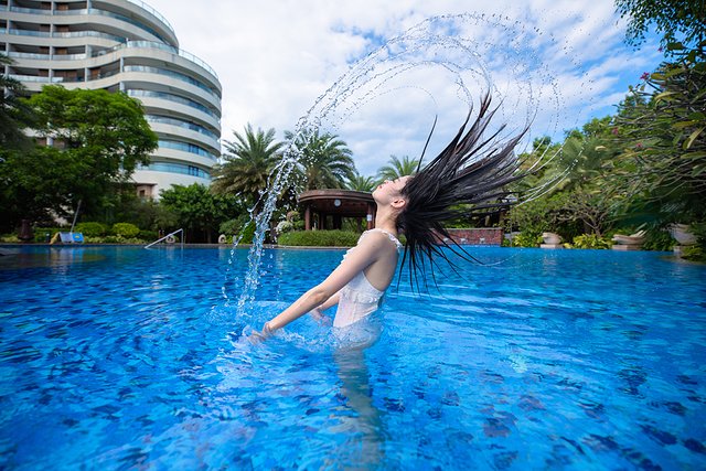 去三亚自由行美食攻略,三亚旅游美食攻略自由行路线推荐