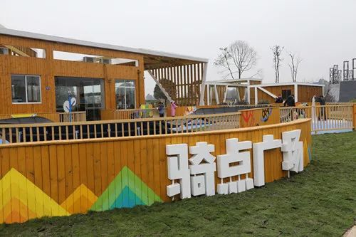 当网红遇上职业歌手,当网红遇上有钱人