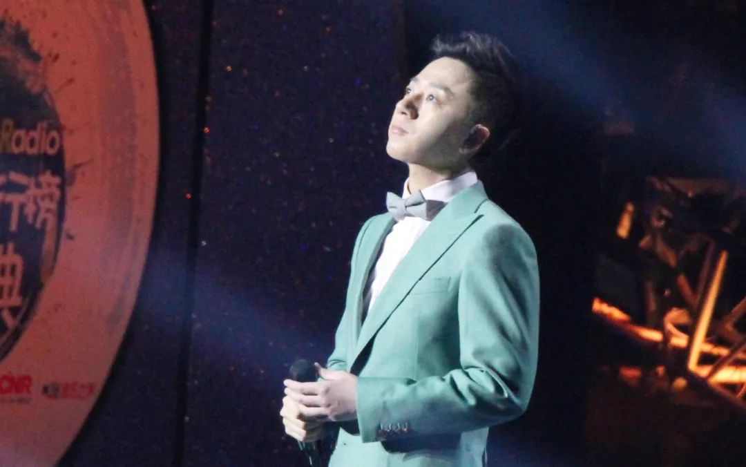 今生最美舞会！成都霹雳派对全攻略