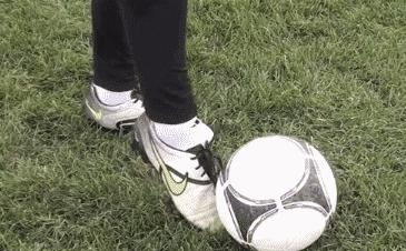 正脚背射门大力射门如何更精准,常用5种射门技巧