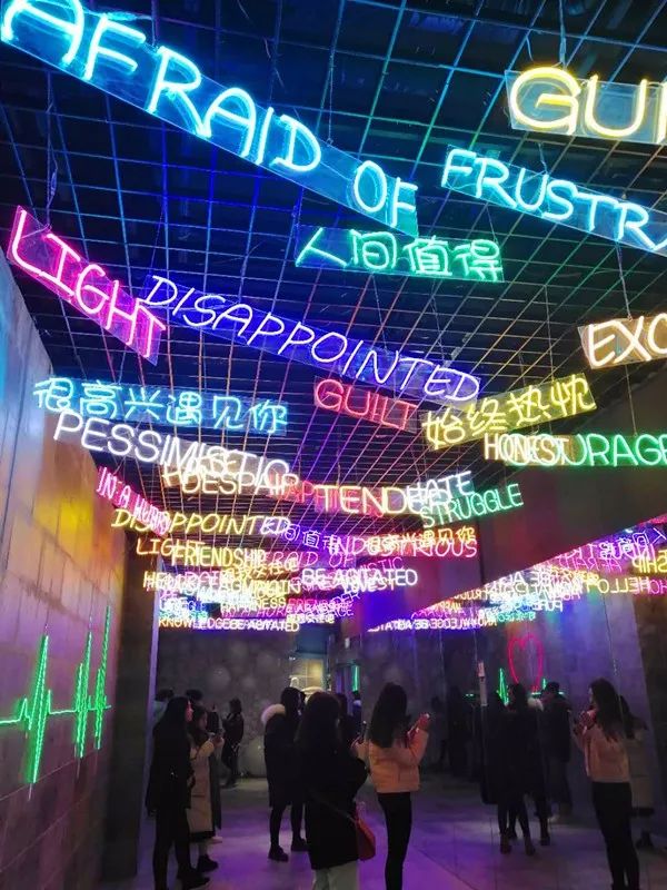 龙子湖大型商业综合体,龙子湖商业中心