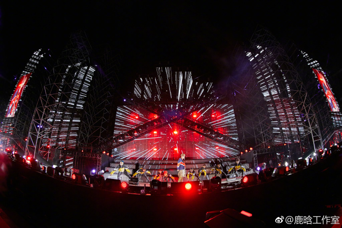 鹿晗2019,鹿晗2018