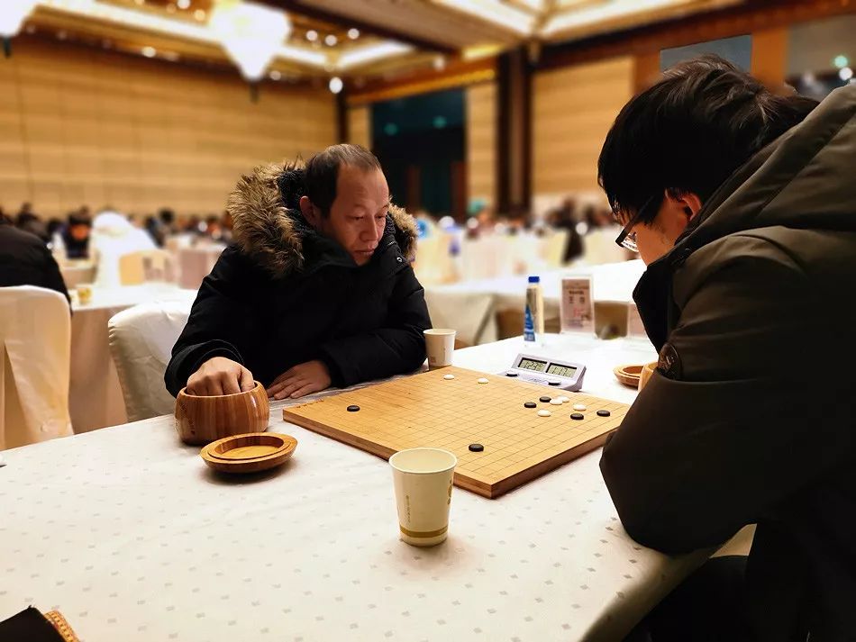 晚报杯王琛9连胜一骑绝尘AI时代远程复盘成主流