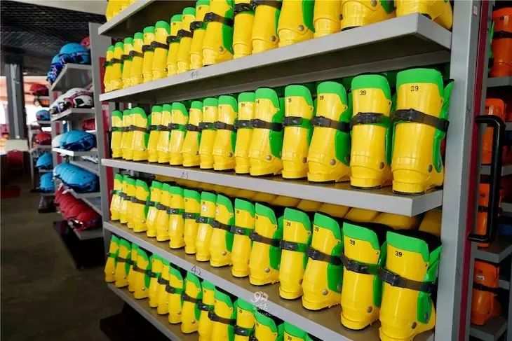 滑雪自驾游攻略,滑雪自驾游最佳路线