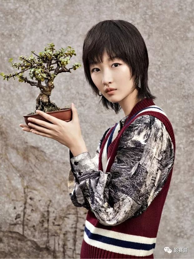 这位国际级摄影师，你是不是对全家福有什么误解？