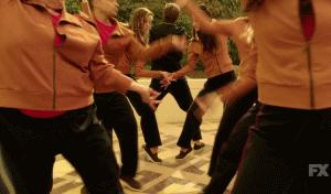 群发的新年快乐”也太没劲了吧，这个Zhū年的祝福就来点有面子的！