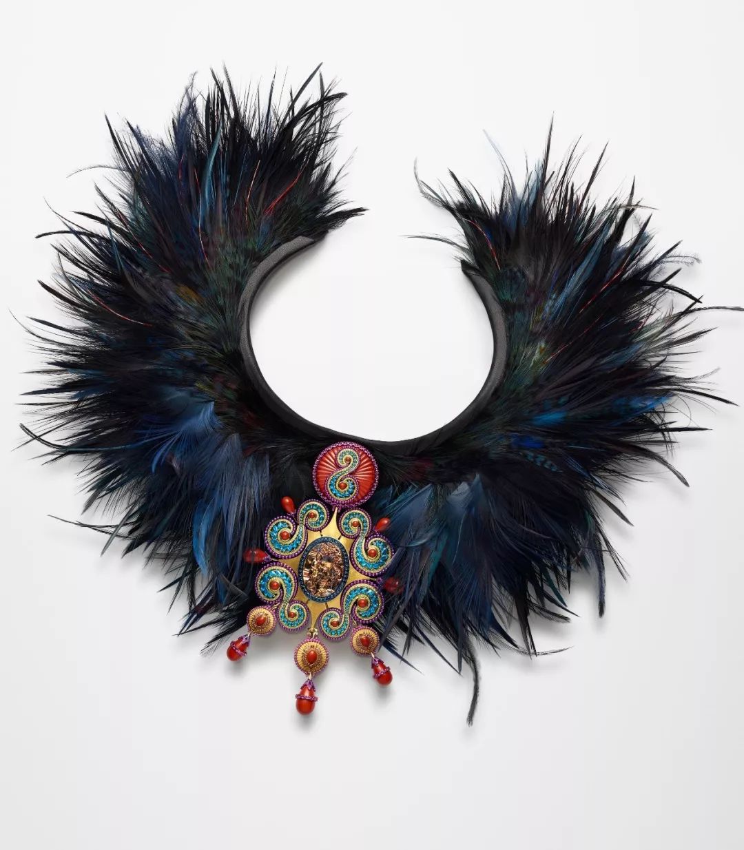 最好看的年会小黑裙,不管有没有年会都可穿的小黑裙