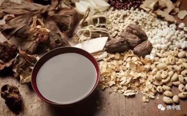 孩子喂养的方法和注意事项,宝宝喂养的误区有哪些