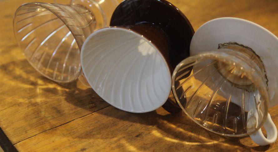 手冲滤杯过程,冲滤杯怎么挑选