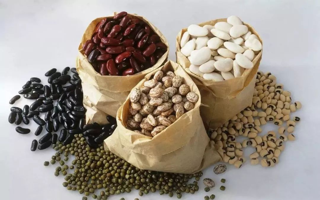 最全食物嘌呤表远离痛风你要会吃,各种豆类嘌呤的含量表鹰嘴豆