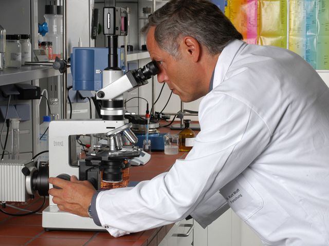 目前市面上比较靠谱的育发洗发水,德国育发洗发水