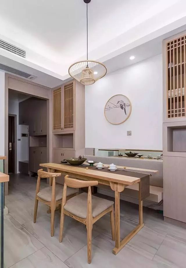 复式中式沙发背景墙,纯中式客厅挑空沙发墙