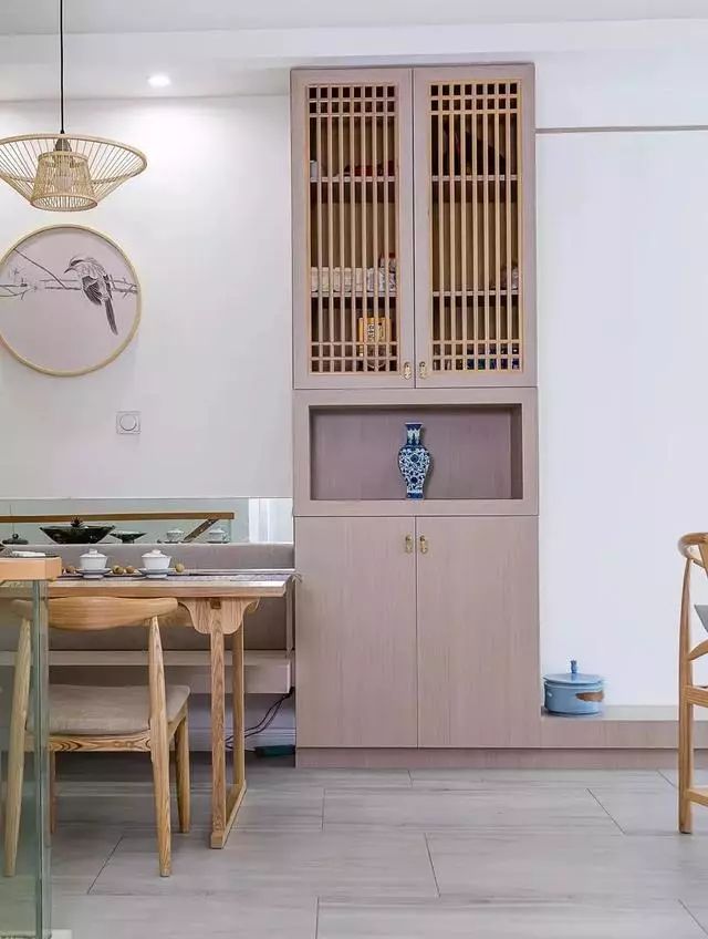 复式中式沙发背景墙,纯中式客厅挑空沙发墙