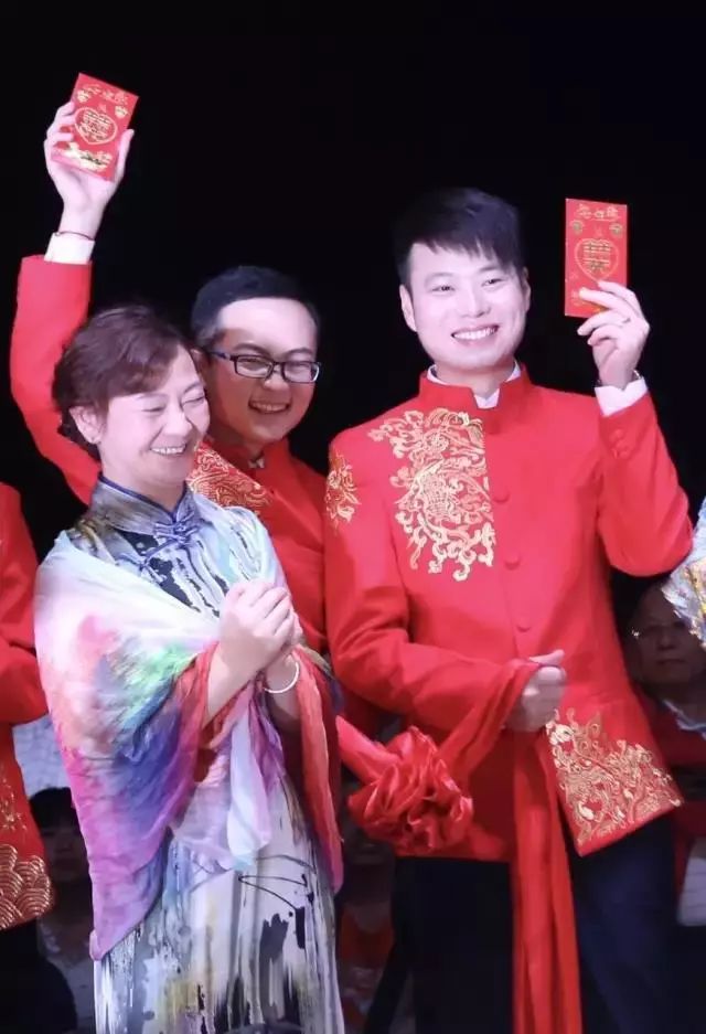 为了邮轮上这几天的乌托邦，这一年，我们历了哪些劫？