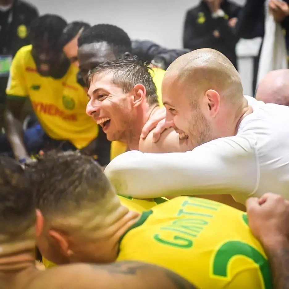 萨拉，我们在等你的消息，全世界仍在期待奇迹