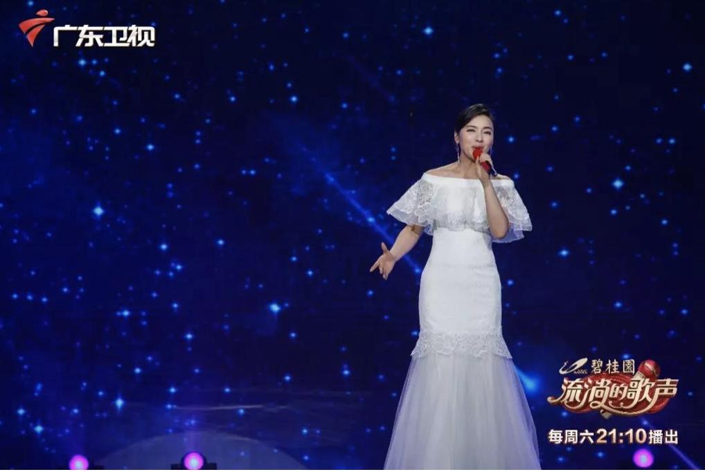 容韵琳七子之歌澳门回归现场,99年澳门回归主题歌七子之歌