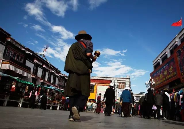 假照片有哪些骗局,那些假照片的背后