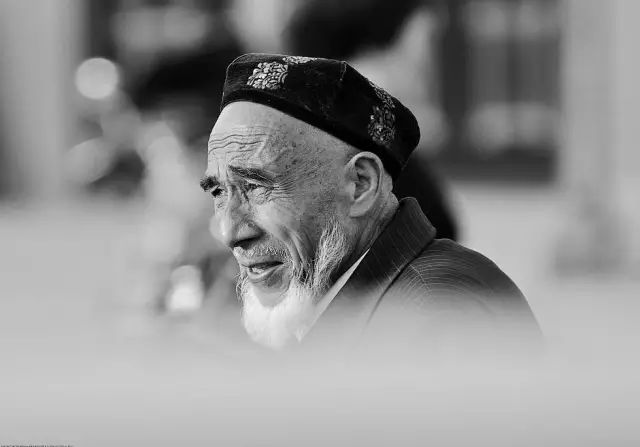 假照片有哪些骗局,那些假照片的背后