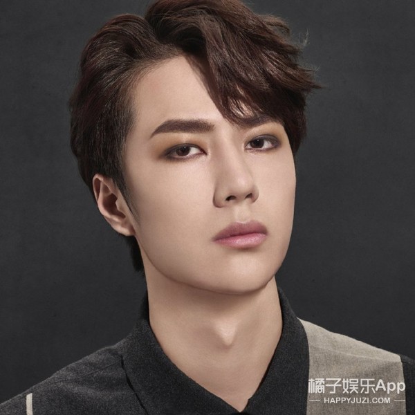 if时尚王一博眼妆现场,王一博眼妆教程天天向上