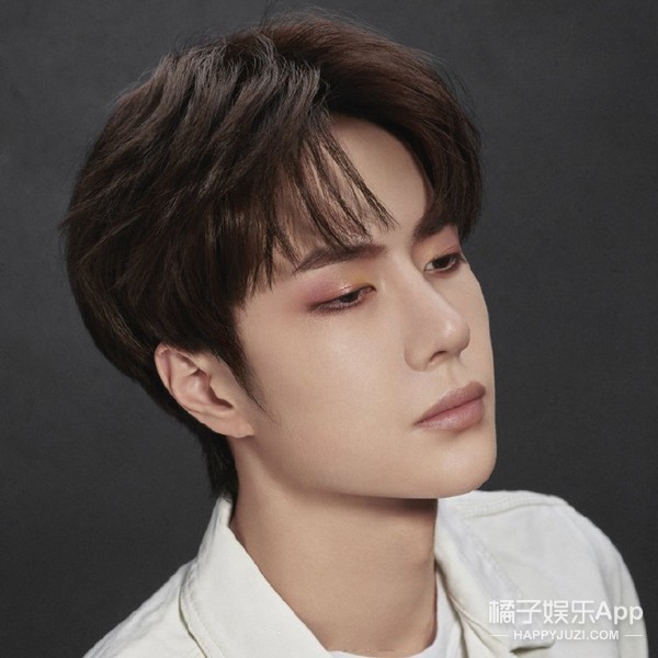 if时尚王一博眼妆现场,王一博眼妆教程天天向上