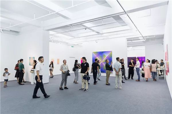 奇特深圳：劣势即优势新生代力量正在集结