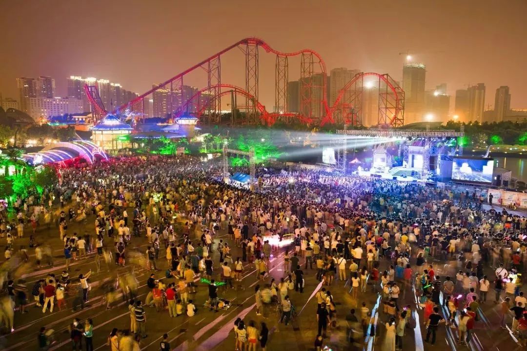 环球恐龙城兔年,五一环球恐龙城攻略