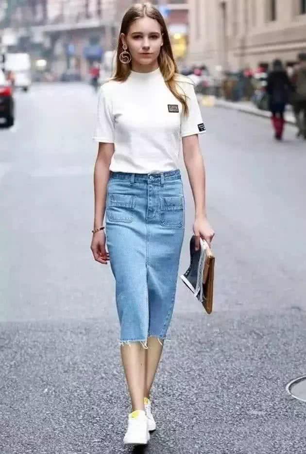 棕色永不过时的高跟鞋,今年最流行高跟鞋无后跟