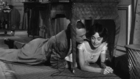 情人夜，我们观观影、谈谈情、喝喝酒