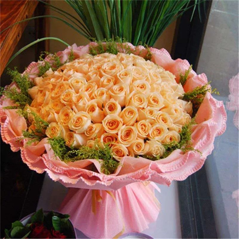 情人节浪漫仪式感玫瑰花,浪漫情人节甜蜜献礼