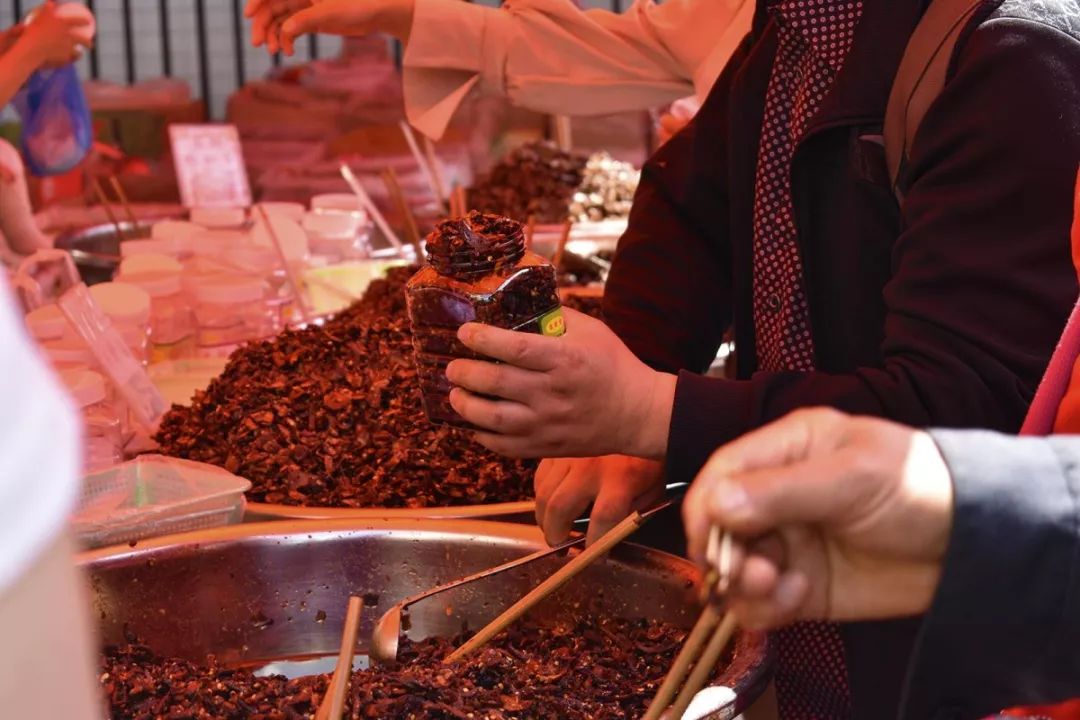 云南旅游昆明小吃街攻略,昆明乡街子网红打卡点