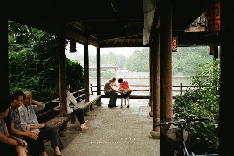自己出门旅游，房子在家“上班”！杭州妹子全家出境旅游，空房一晚进账千元搞定旅费！