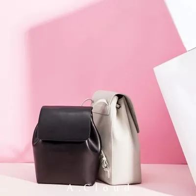 女生有7个包多吗,女孩子多少个包合适