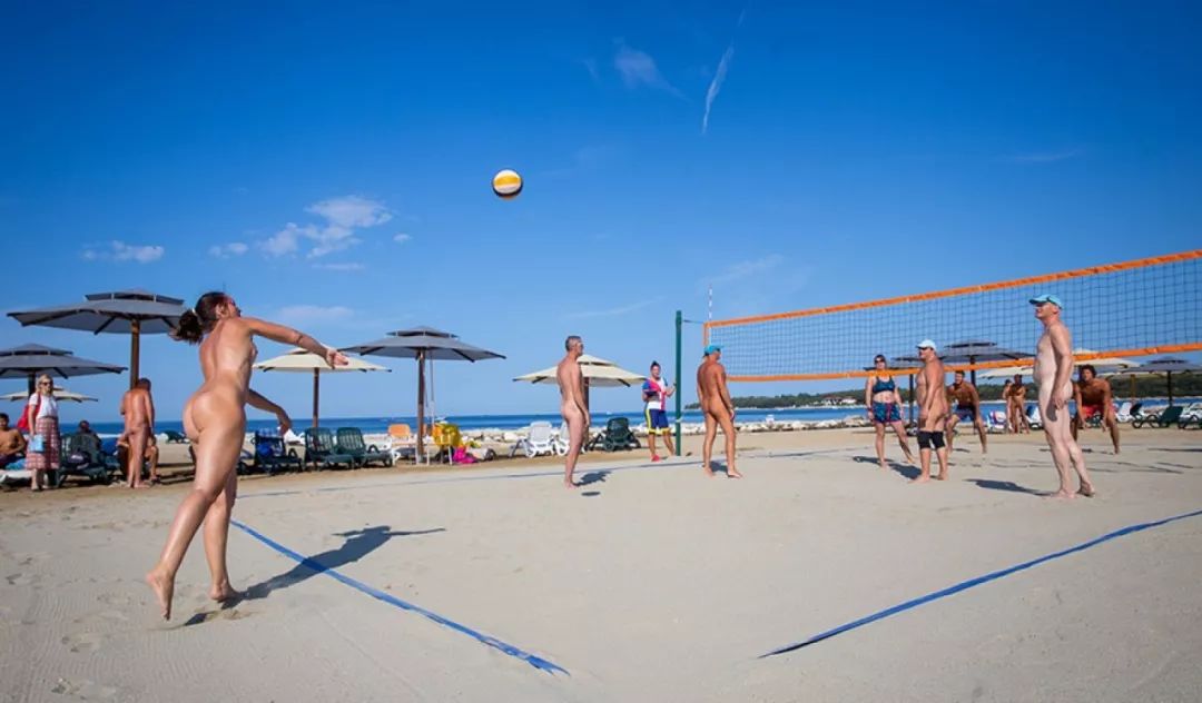 好想来一场自由的旅行,好想来一场自由自在的旅行