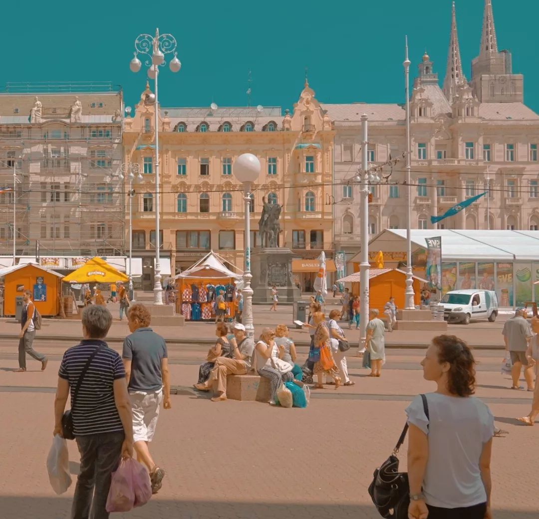 好想来一场自由的旅行,好想来一场自由自在的旅行