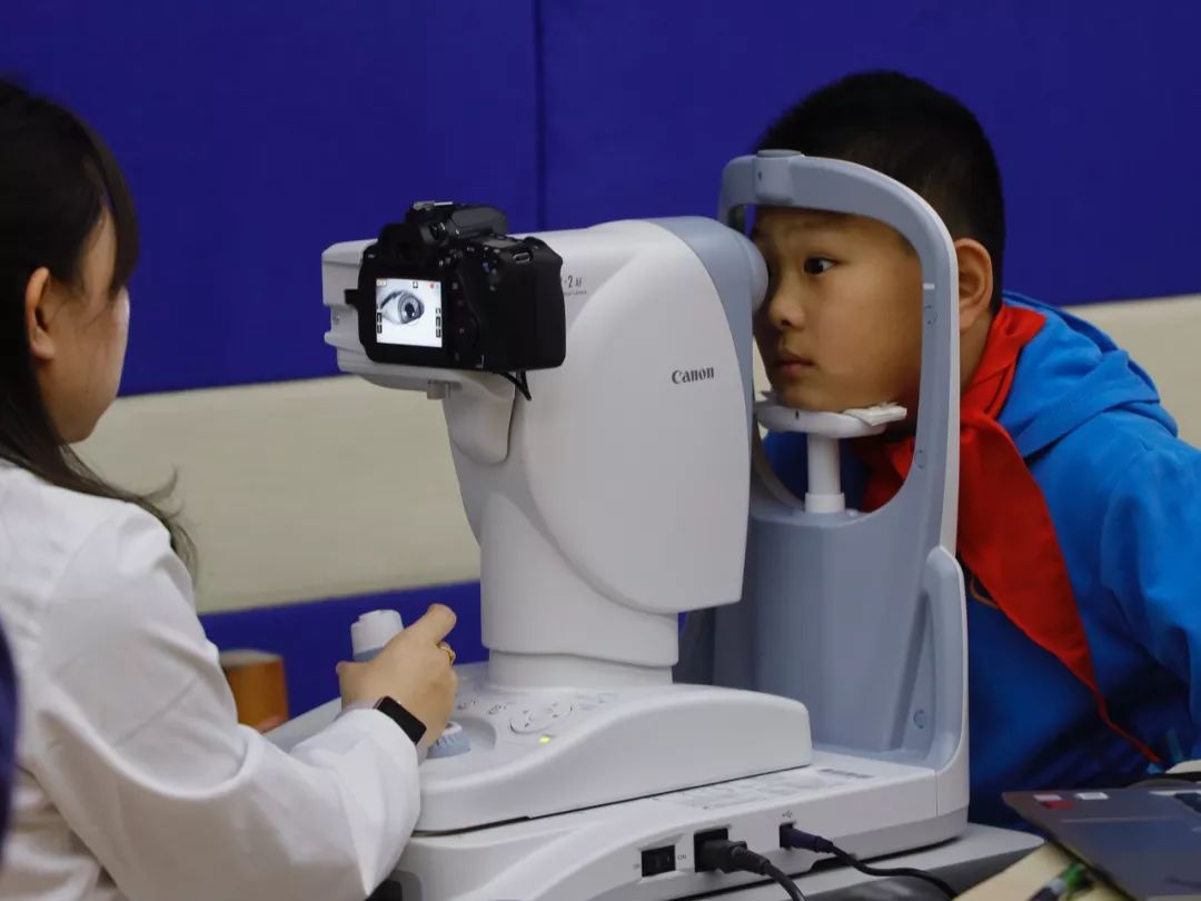 近视戴眼镜存在的误区是什么,孩子近视家长焦虑六大误区