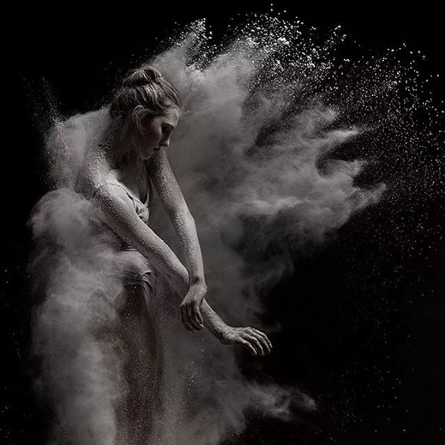 当摄影师遇上芭蕾舞者只看不拍,当摄影师遇到欣赏自己的模特